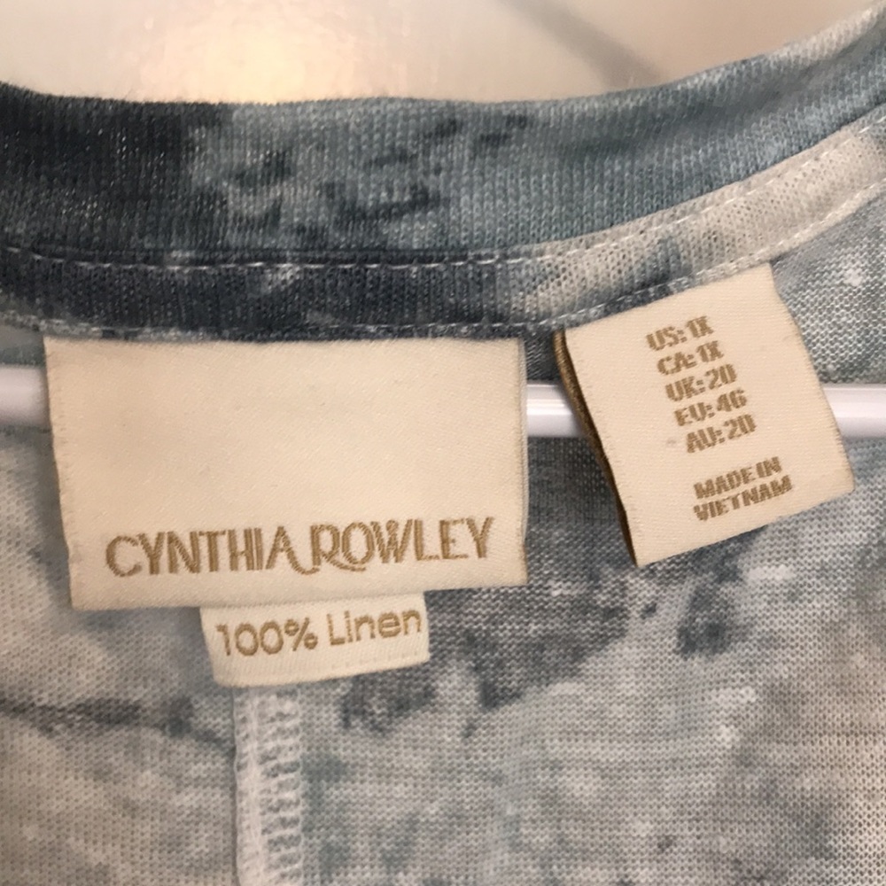 Linen Top - Picture 2 of 4
